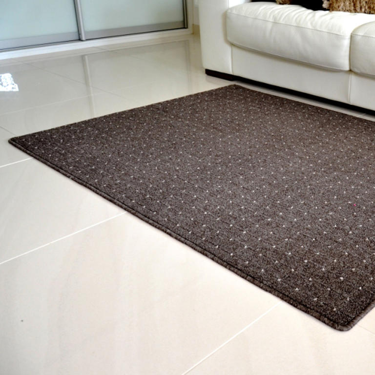 Kusový koberec UDINESE hnedý 1